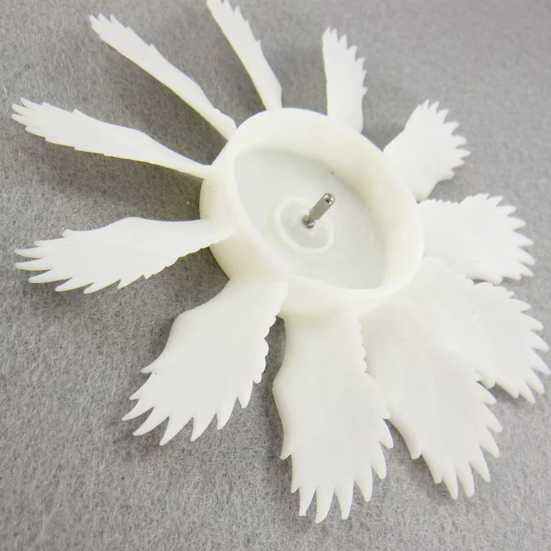 Bagaimanakah proses pemutus uretana memberikan kelebihan pembuatan ketepatan tinggi, rendah?